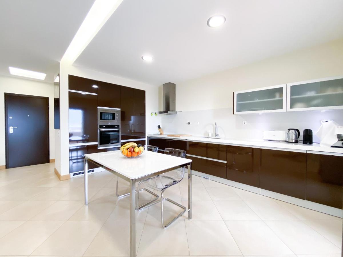 Luxury Condominium Apartment With Swimming Pool #1903 Lagos Exterior photo