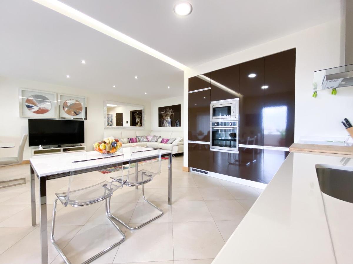 Luxury Condominium Apartment With Swimming Pool #1903 Lagos Exterior photo