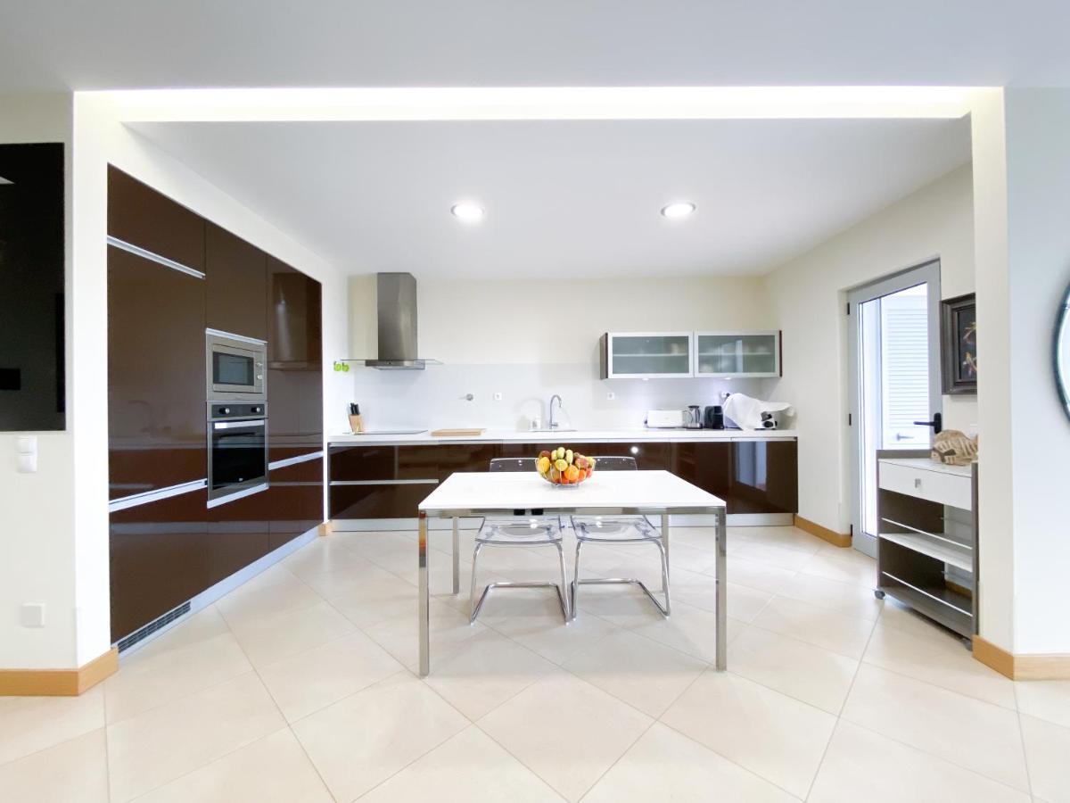 Luxury Condominium Apartment With Swimming Pool #1903 Lagos Exterior photo