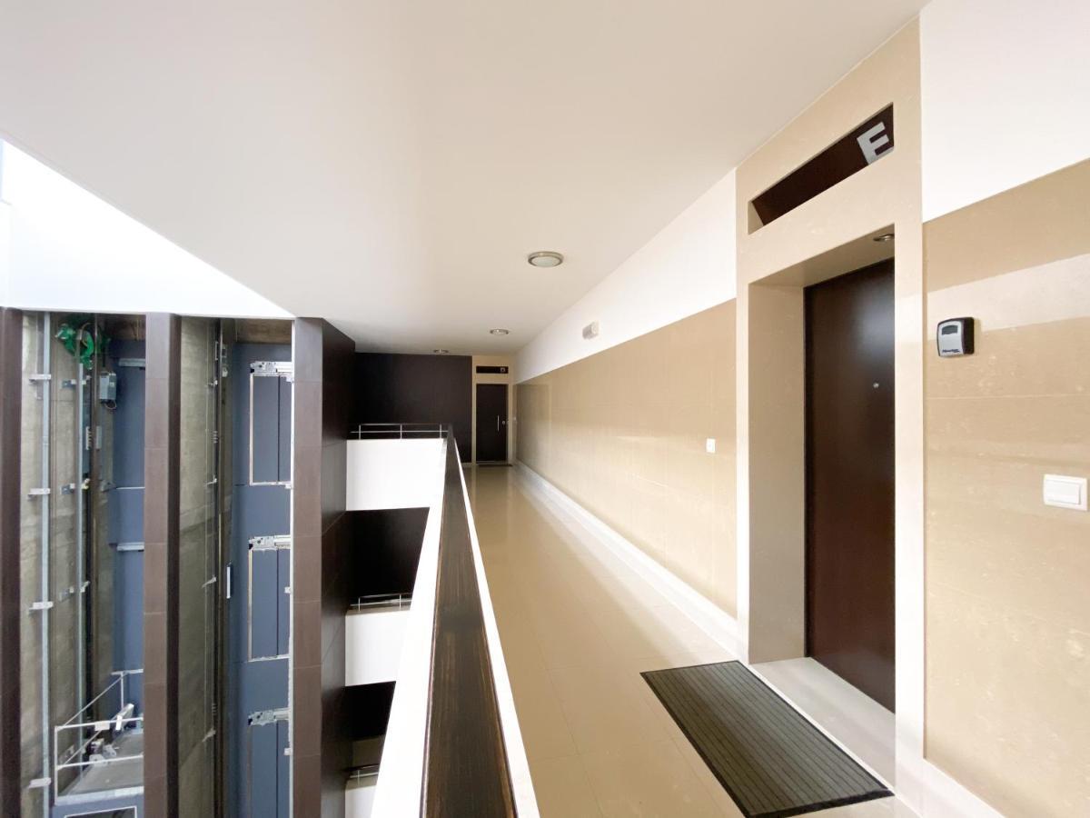 Luxury Condominium Apartment With Swimming Pool #1903 Lagos Exterior photo
