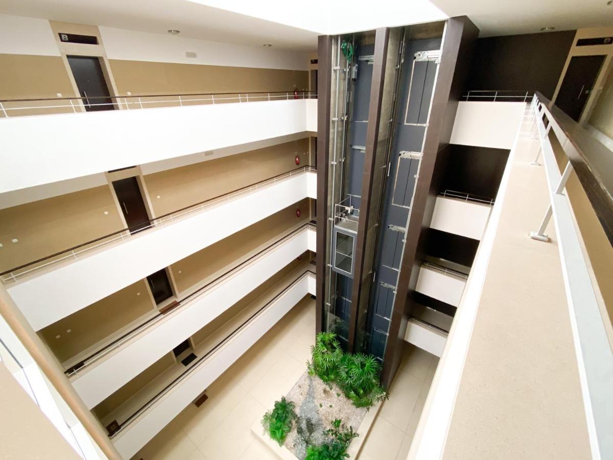 Luxury Condominium Apartment With Swimming Pool #1903 Lagos Exterior photo