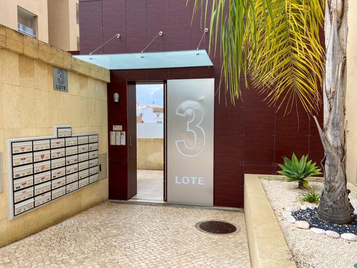 Luxury Condominium Apartment With Swimming Pool #1903 Lagos Exterior photo